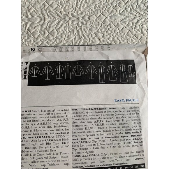 Vogue Misses Dress Sewing Pattern 2051 Sz 6 - 10 - Uncut - Picture 7 of 9